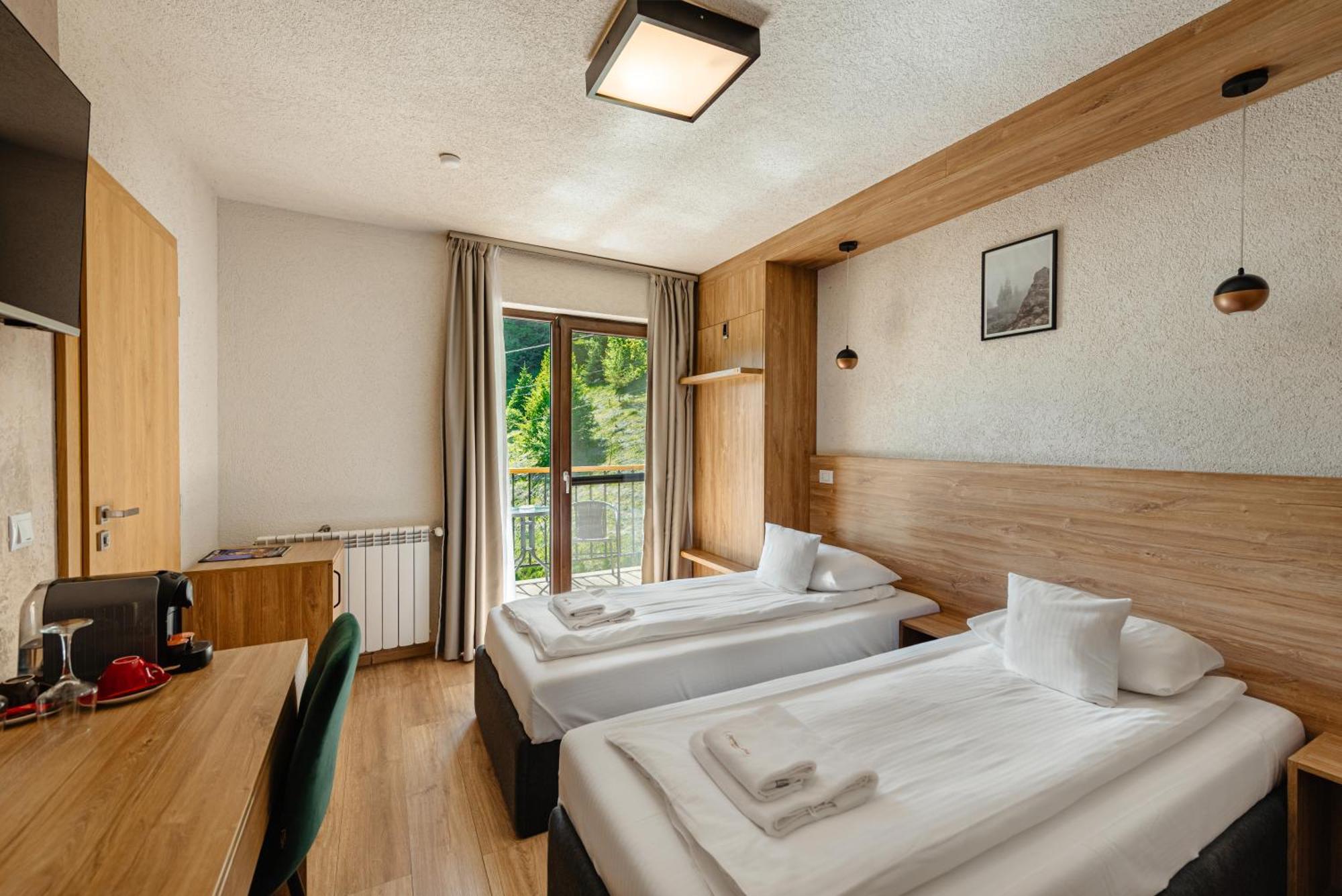 Pensiunea Apuseni Wild Remeţi Exterior foto